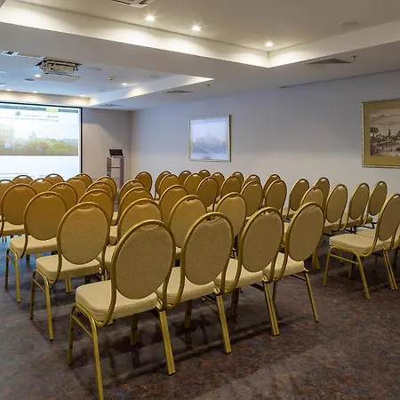 Hotel Premier Dnister Lwów