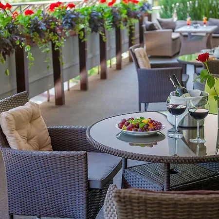 Hotell Premier Dnister 4*
