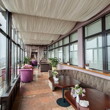 Premier Dnister Lemberg