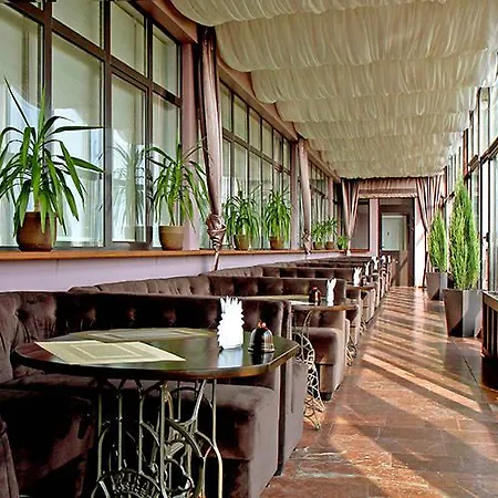 Premier Dnister Lviv