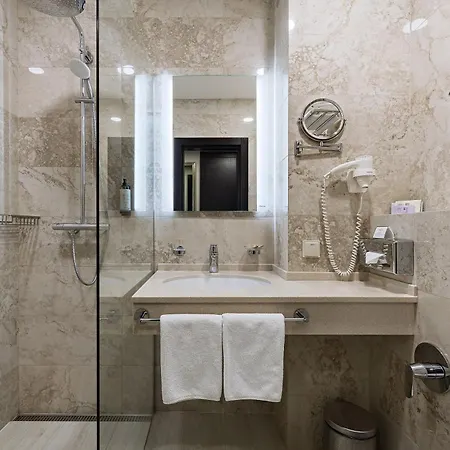 Hotel Premier Dnister 4*
