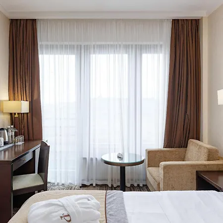 Premier Dnister 4* Lviv