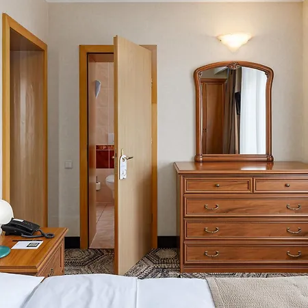 Hotel Premier Dnister 4*