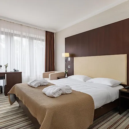 Hotel Premier Dnister Lviv