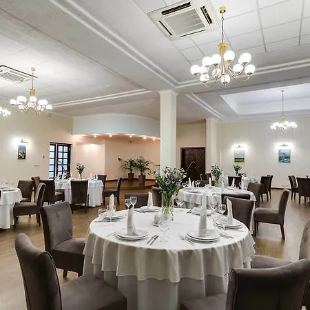 Hotel Premier Dnister Lwów