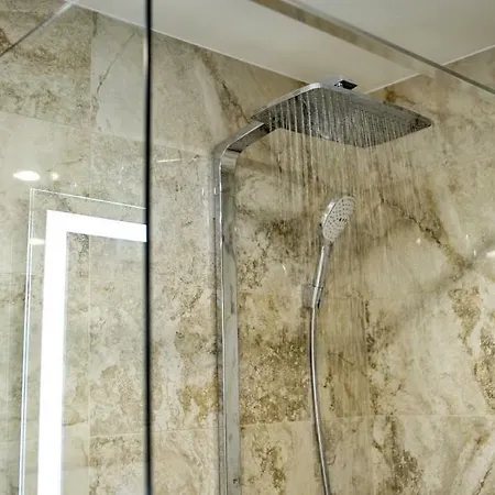 Premier Dnister Hotel Lviv