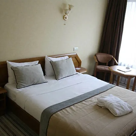 Premier Dnister 4* Lviv