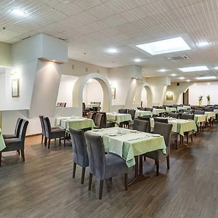 Premier Dnister 4* Lviv