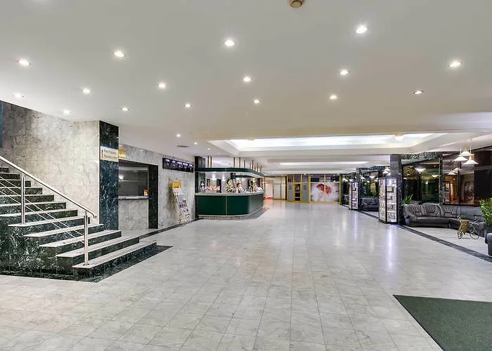 Premier Dnister Hotel