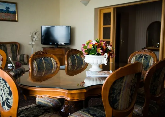 Hotel Premier Dnister Lviv