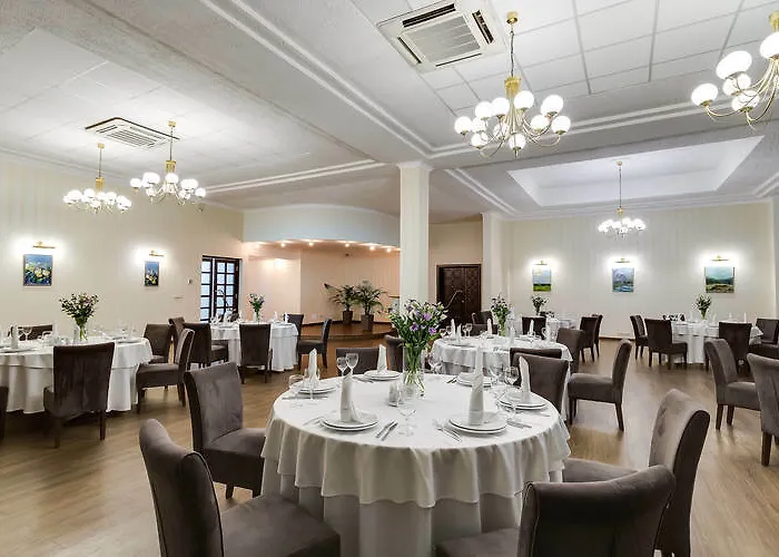 Hotel Premier Dnister Lviv