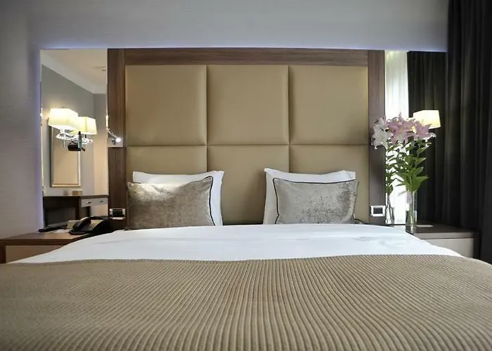 Premier Dnister 4* Lviv