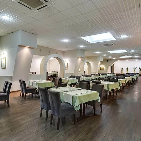 Hotell Premier Dnister 4*